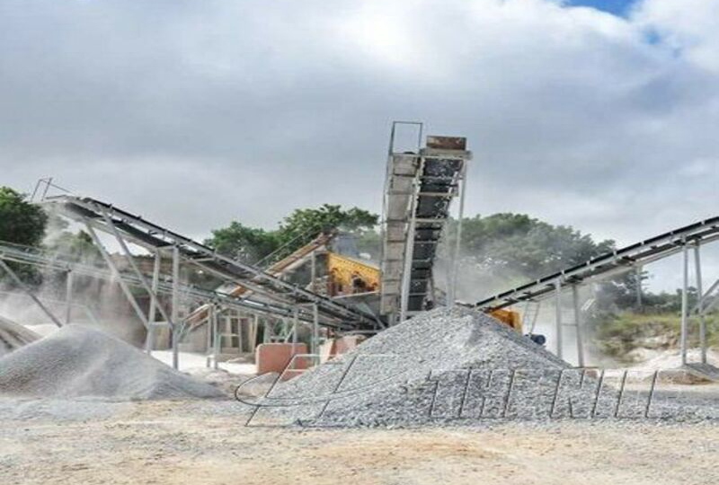 Usaha produksi batu konstruksi