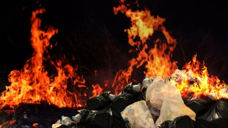 pengaruh plastik pada kualitas udara kota besar