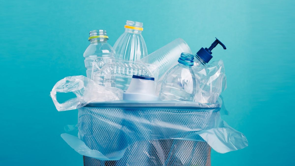 Kerajinan Sampah Plastik