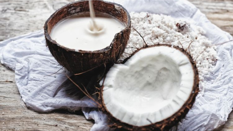 Cara Memeras Kelapa Jadi Santan